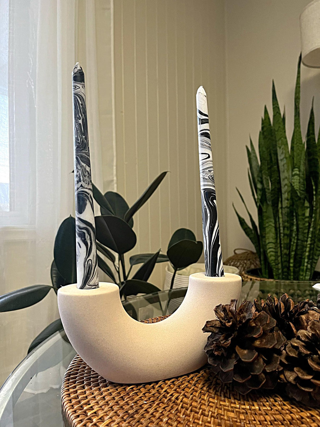 Marble taper candle (set of 2)