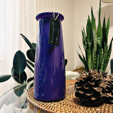 Load image into Gallery viewer, Purple vase
