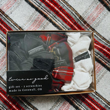 Load image into Gallery viewer, Gift set - 3 classic scrunchies
