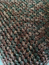 Load image into Gallery viewer, Brown/green knit throw blanket
