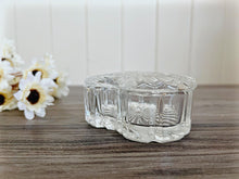 Load image into Gallery viewer, Glass heart shaped tray with lid
