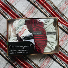 Load image into Gallery viewer, Gift set - 3 classic scrunchies
