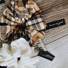 Load image into Gallery viewer, Beige plaid textured scrunchie - oversized
