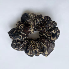 Load image into Gallery viewer, Groovy scrunchie - oversized
