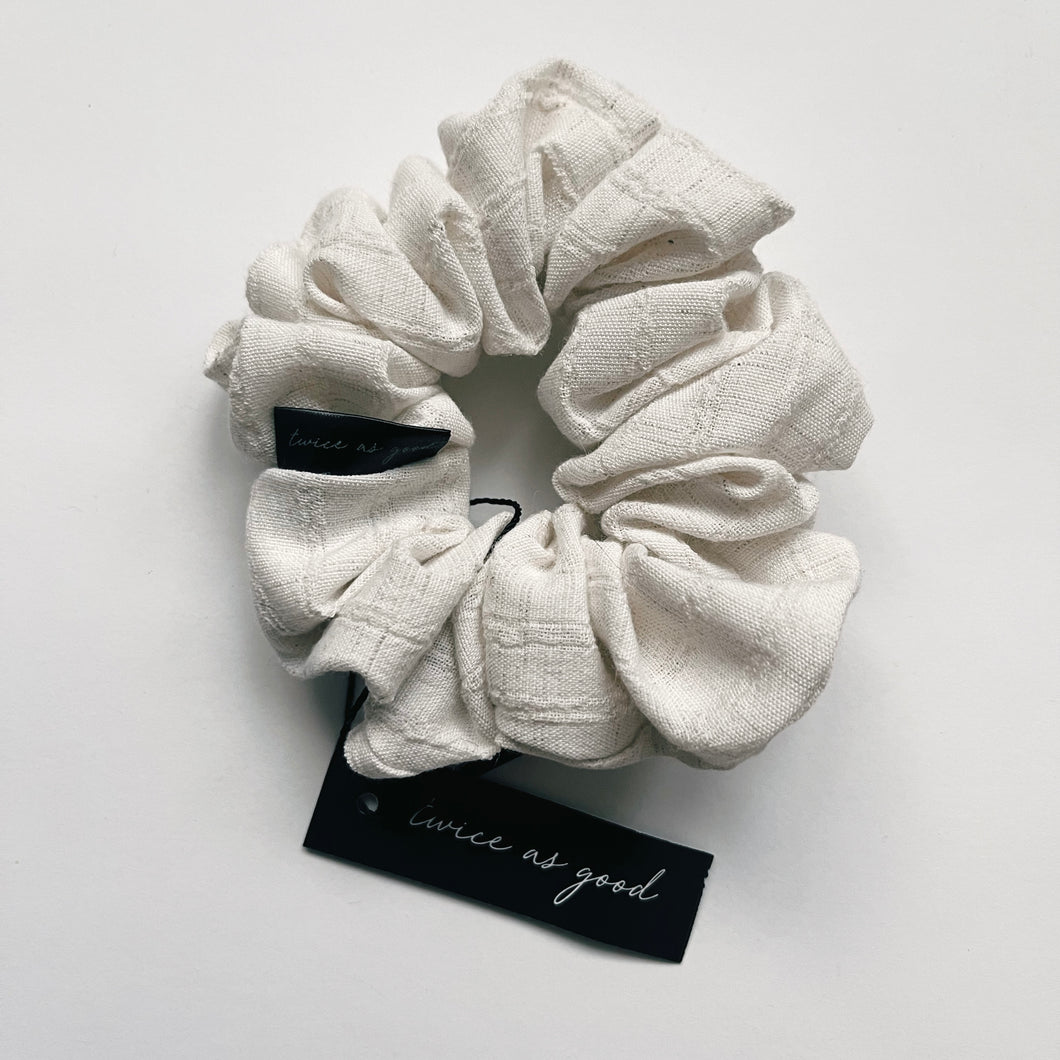 Classic white scrunchie - classic